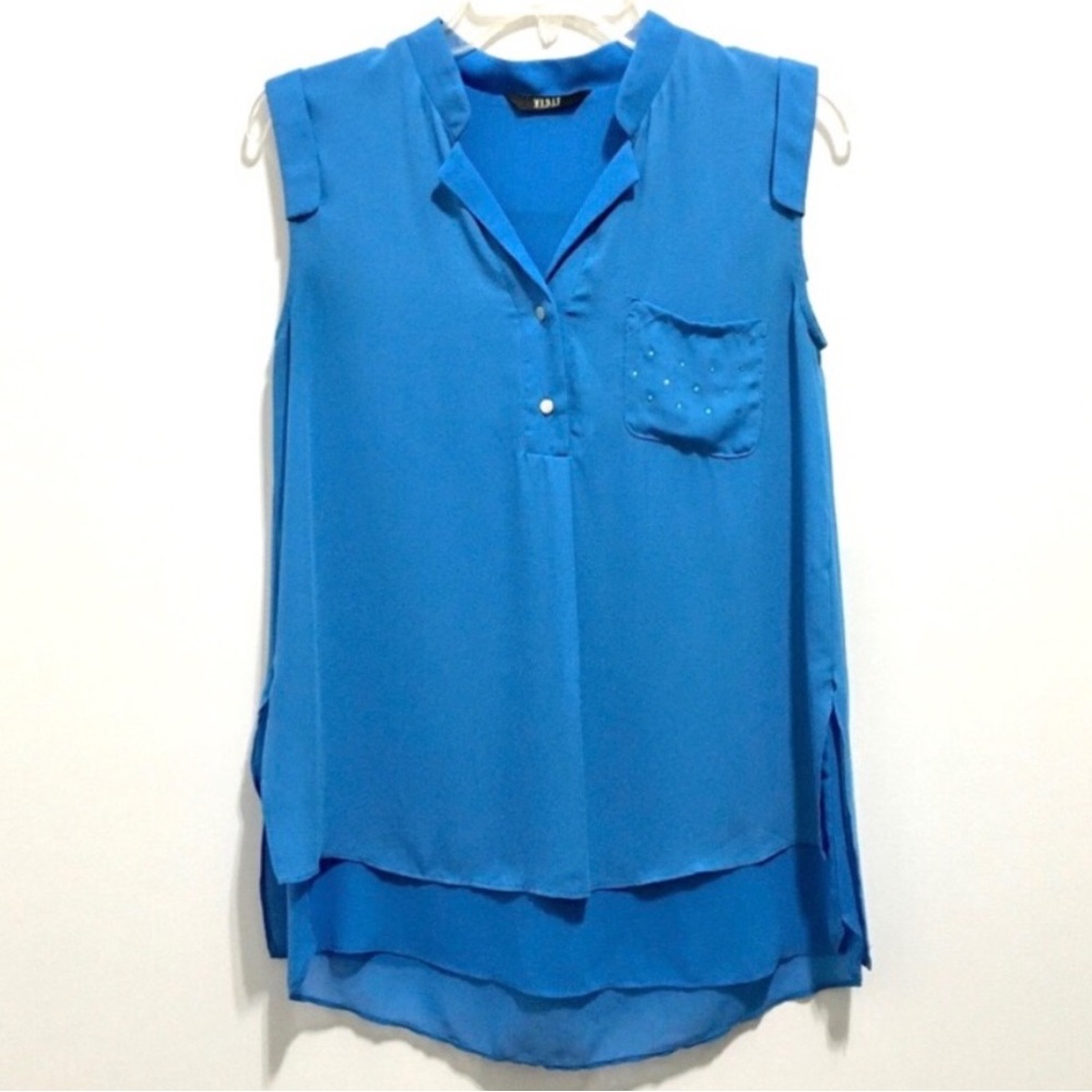 Visit Women’s Sleeveless Blue Top